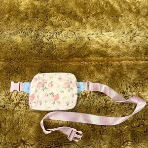 State love shack fancy collab belt bag. Never used
